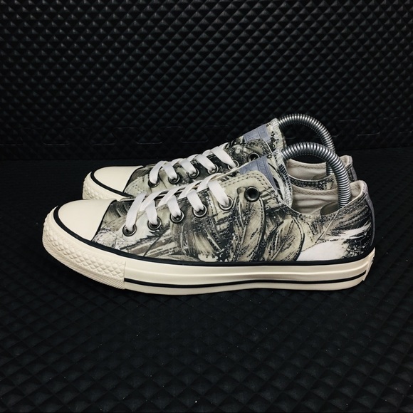 Converse All Star Chuck Taylor Women Sneakers - Picture 4 of 8